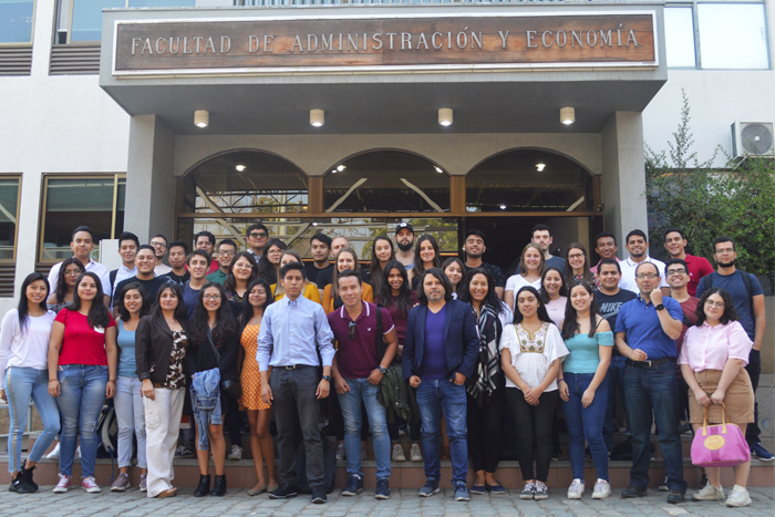 Facultad de Administración y Economía USACH da la bienvenida a estudiantes extranjeros