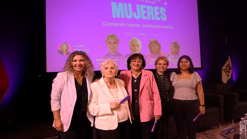 Departamento de Contabilidad y Auditoría FAE Usach destacó historias de esfuerzo y liderazgo en el conversatorio “Mujeres contando logros, auditando sueños”