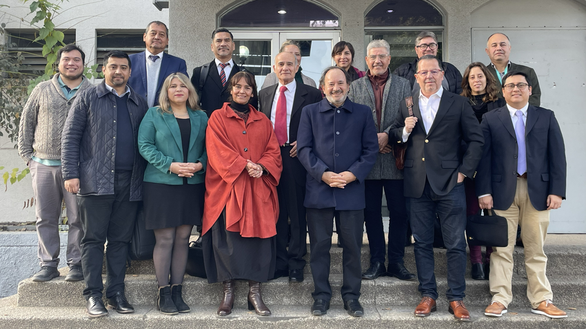 Departamento de Contabilidad y Auditoría y Asiquinta proyectan alianza para apoyar a pequeñas y medianas industrias