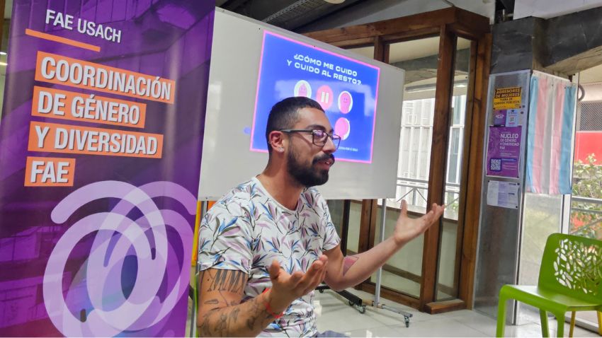 Taller de prevención del VIH promovió una sexualidad informada y el cuidado colectivo en la FAE Usach