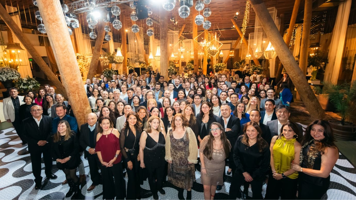 Bajo el lema “Reencuentro con valor”, Contador Público y Auditor Usach celebró una nueva edición de su tradicional cena de egresados